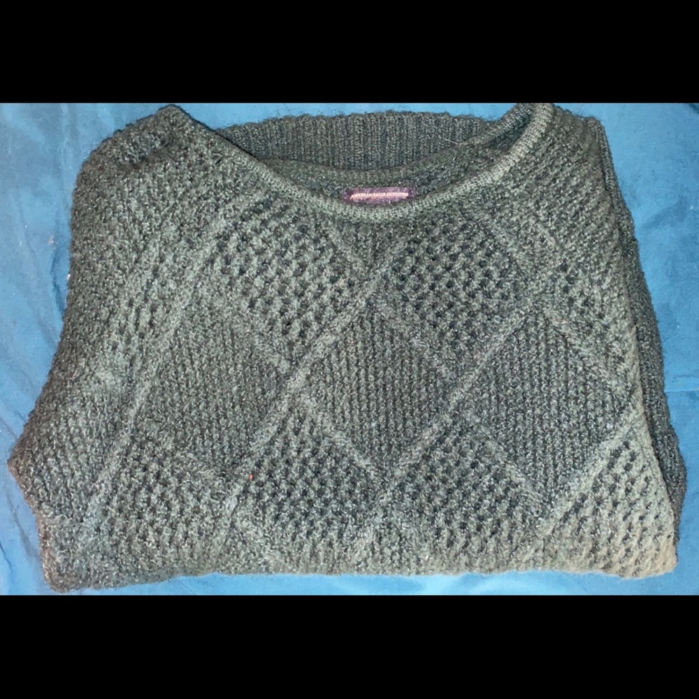 American eagle sweater